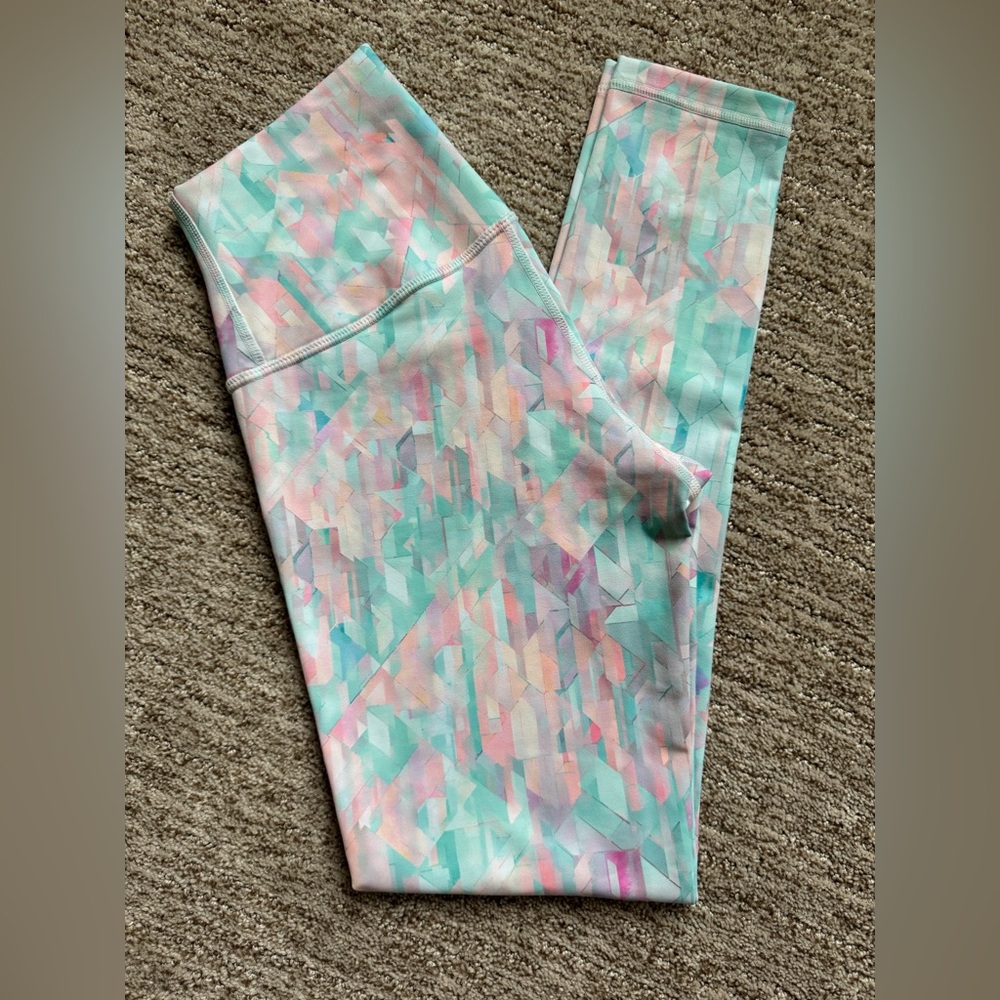 EUC - DYI Pastel Geometric Leggings